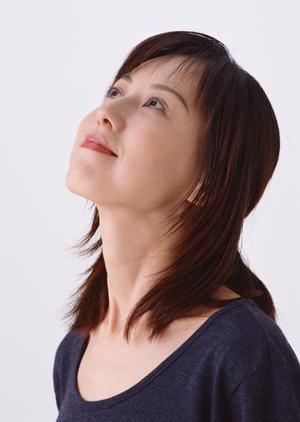 目頭切開で彫の深い目元を実現できます